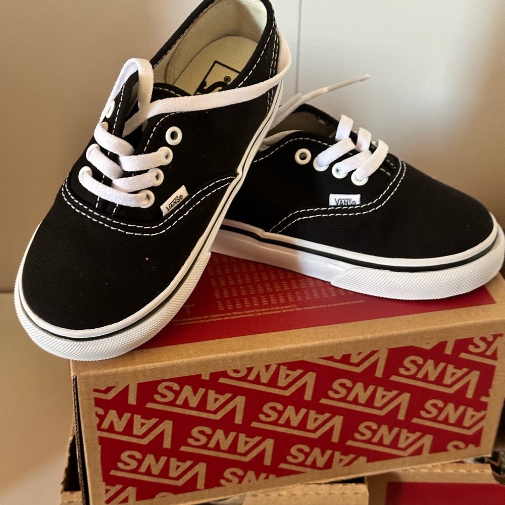 Authentic low Vans Toddler
